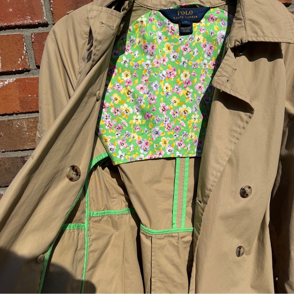 Ralph Lauren Girl’s Tan Double-Breasted Belted Trench Coat Size 14 - Picture 9 of 11